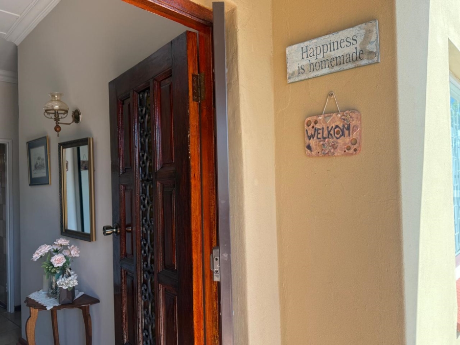 3 Bedroom Property for Sale in Heuwelkruin Eastern Cape